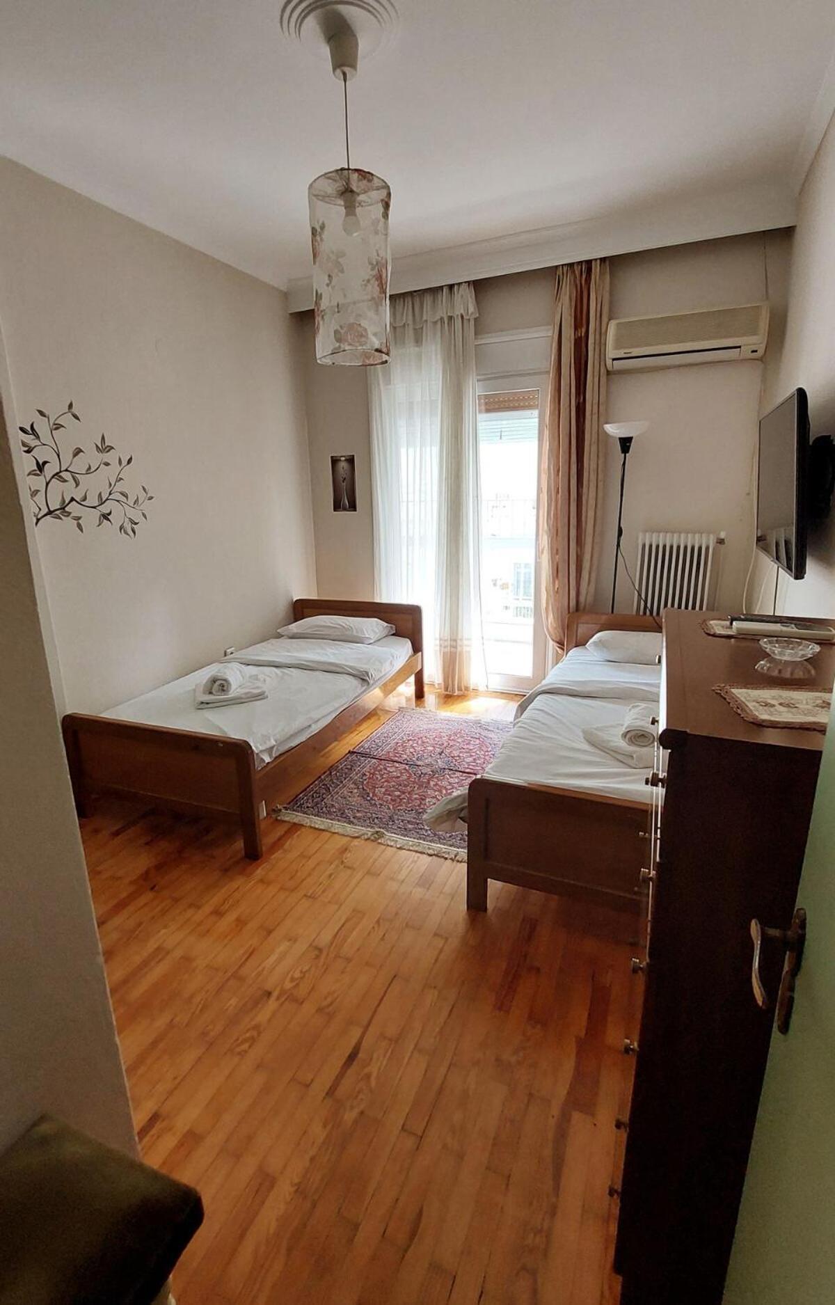 Sonia'S Skg 3 Bedroom Family Apartment - Near Metro Thessaloniki Exterior photo